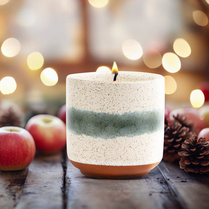 Hyggelight-Edith-06-Swatch-Scent-Apple-and-Pine
